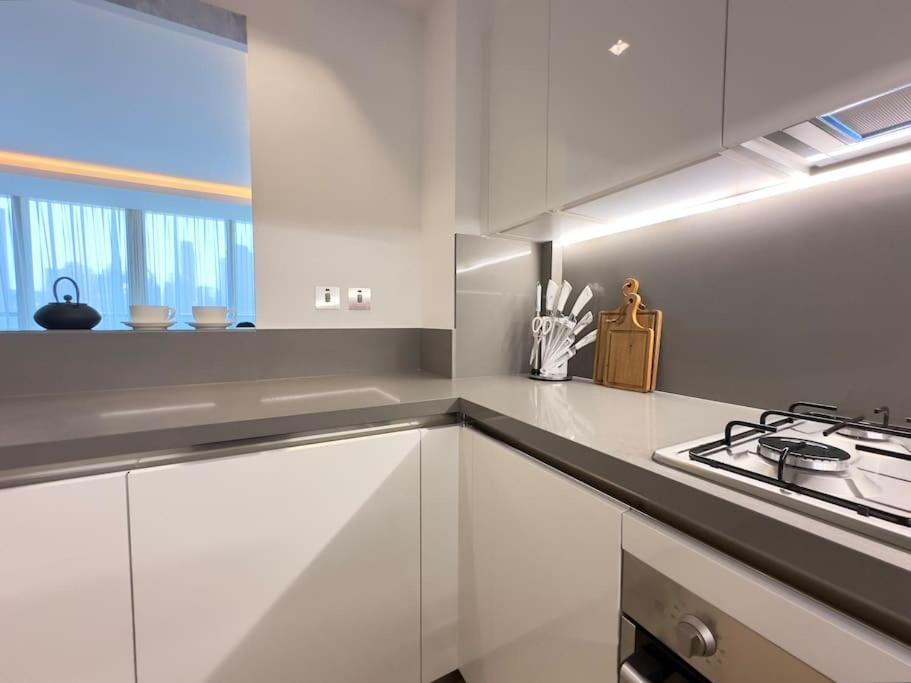 Dar Vacation - Contemporary Urban 2br Near Burj Khalifa Dubai